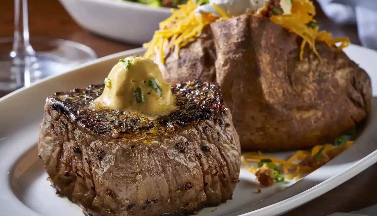 Entree comes with your choice of 4oz or 8oz filet and two side dishes.